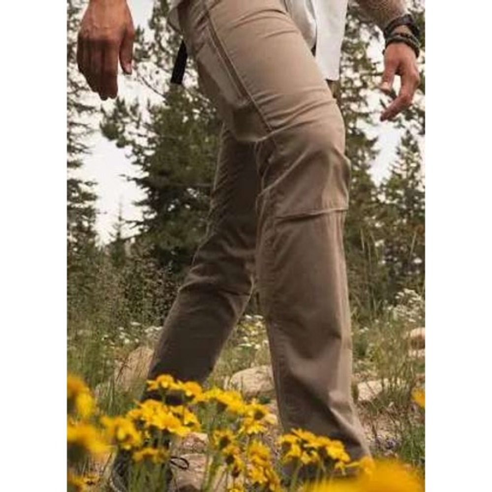 KUHL Radikl Hiking Pants Mens 34x32 Tan  Stretch Cargo Outdoor Pockets Gorpcore